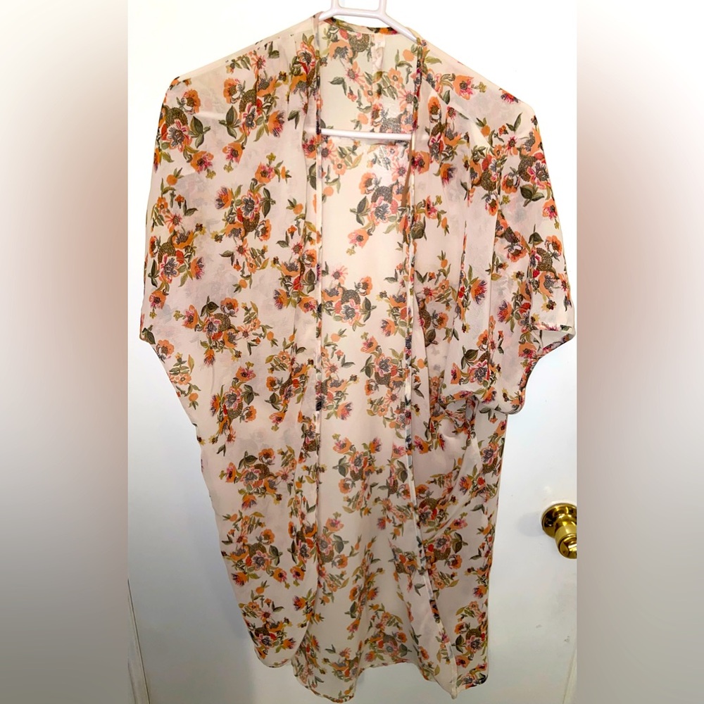 Live 4 Truth- Floral Chiffon Kimono Beach Cover-Up - Medium